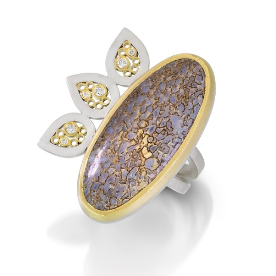 Belle Brooke - Estrella Dinosaur Bone Ring
