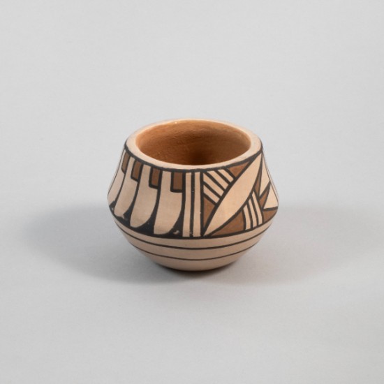 Blue Corn - Feather Pot
