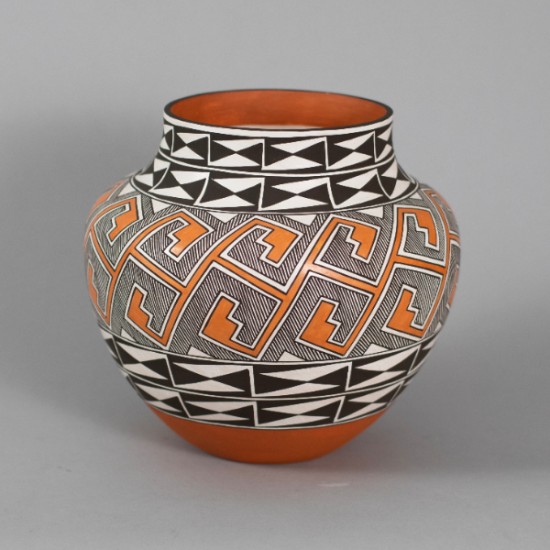 Robert Patricio - Acoma Jar