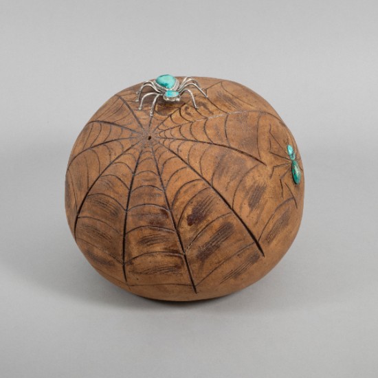 Tse Pe Gonzales - Spider Pot